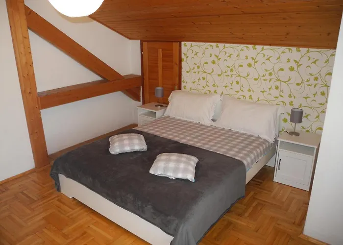 Daire Biro In Center, 50 M From The